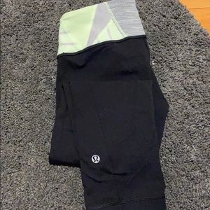 lulu lemon cropped leggings
